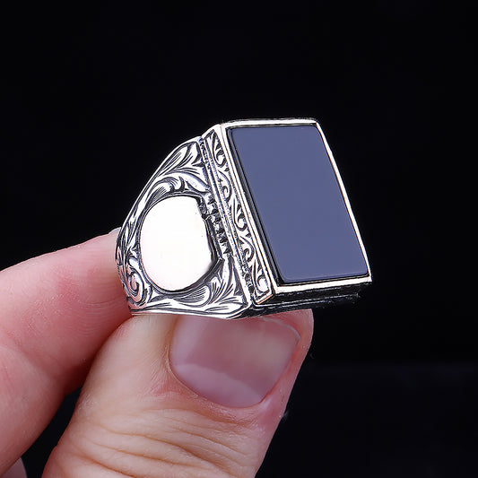 Kalem İşlemeli Oniks Taşlı 925 Ayar Gümüş Erkek Yüzük