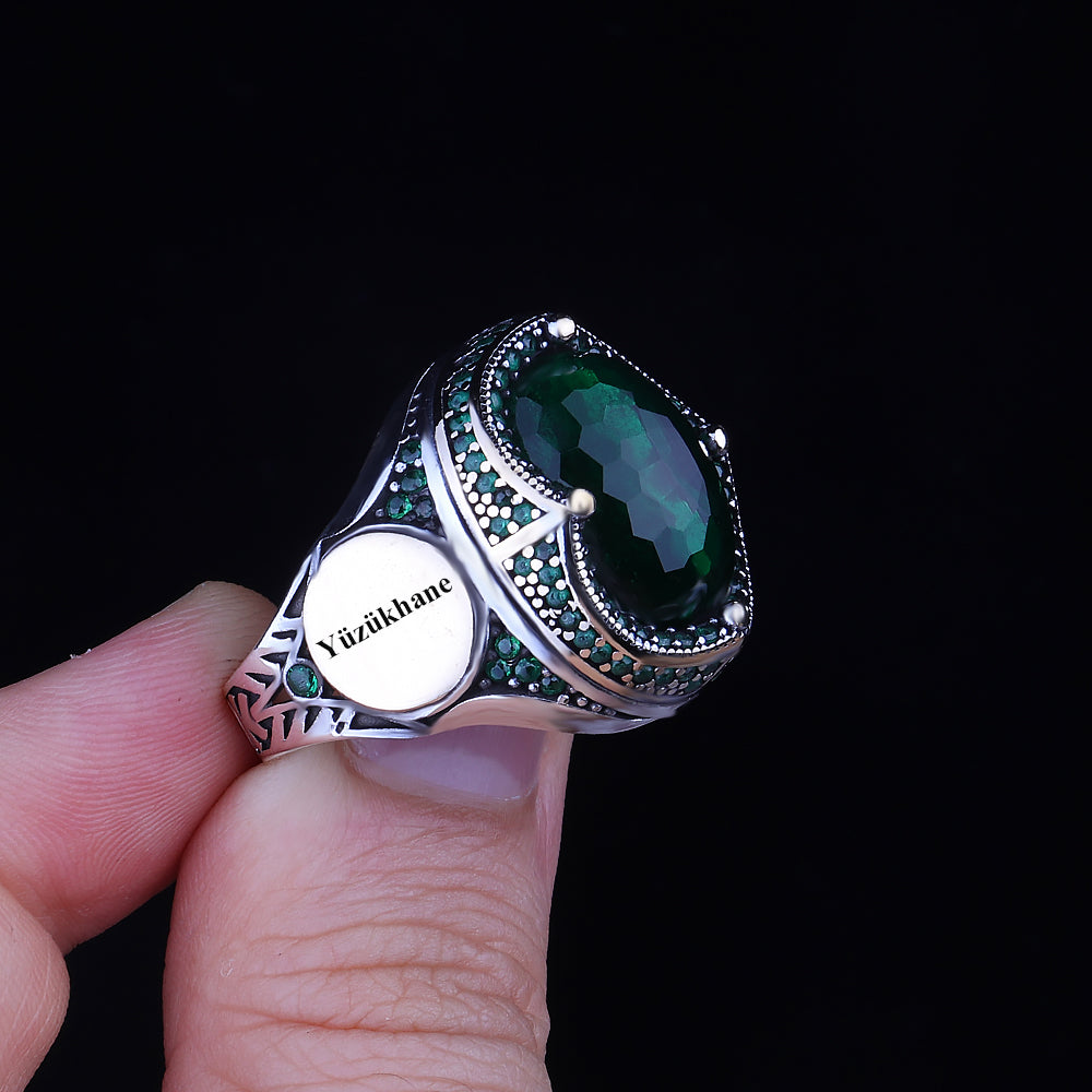 Kişiye Özel İsim Yazılı Yeşil Zirkon Taşlı 925 Ayar Gümüş Yüzük