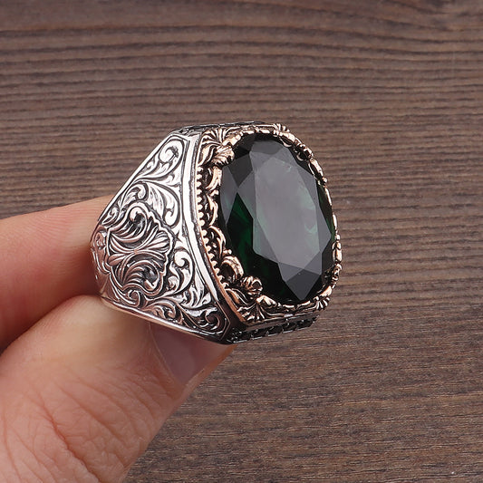 Fetih Serisi Kalem İşlemeli Yeşil Taşlı 925 Ayar Erkek Gümüş Yüzük