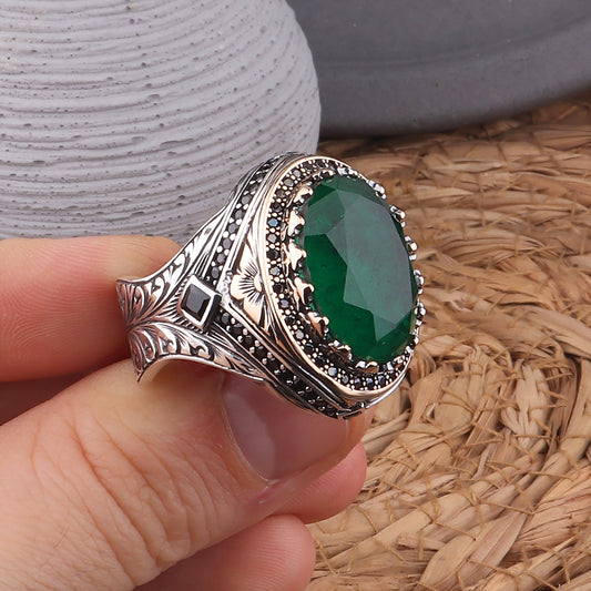 Kalem İşlemeli Yeşil Paraiba Taşlı 925 Ayar Erkek Gümüş Yüzük