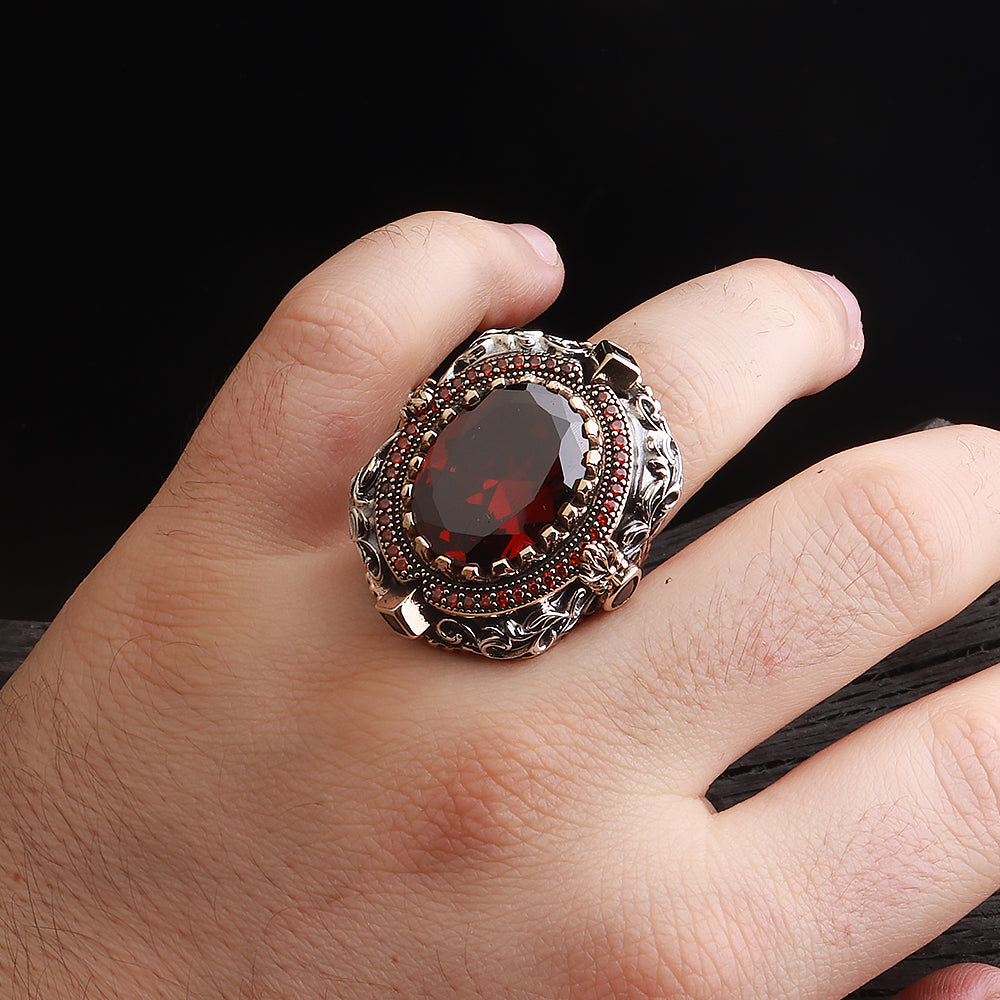 İslam Usta Saltanat Serisi Kırmızı Zirkon Taşlı 925 Ayar Gümüş Yüzük