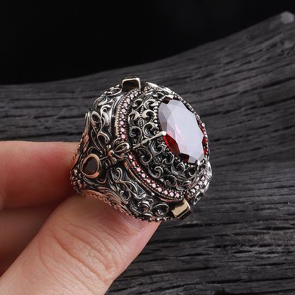 İslam Usta Saltanat Serisi Kırmızı Zirkon Taşlı 925 Ayar Gümüş Yüzük