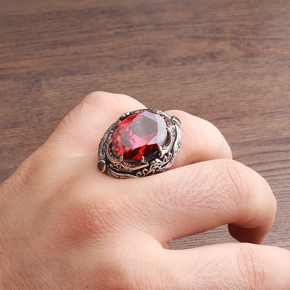 Kalem İşleme İslam Usta Serisi Kırmızı Zirkon Taşlı 925 Ayar Gümüş Yüzük