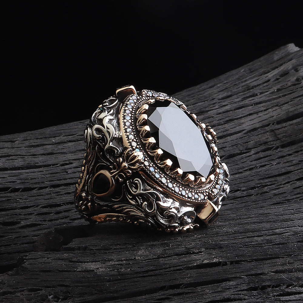 siyah taşlı yüzük